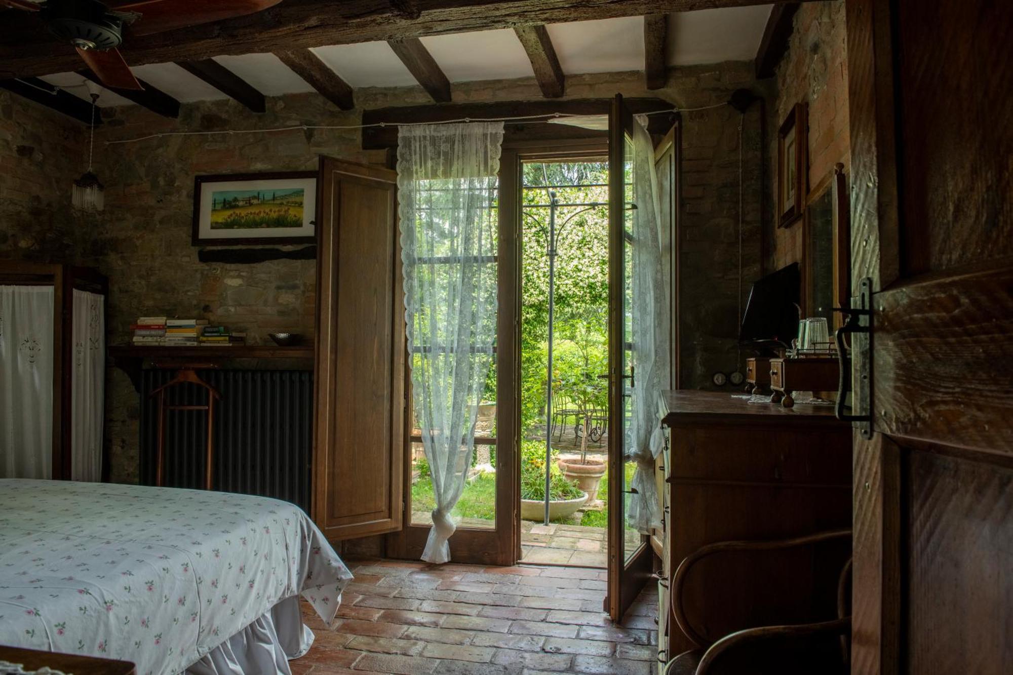 Maison d'hôtes Cascina La Buca à Castello di Serravalle Extérieur photo