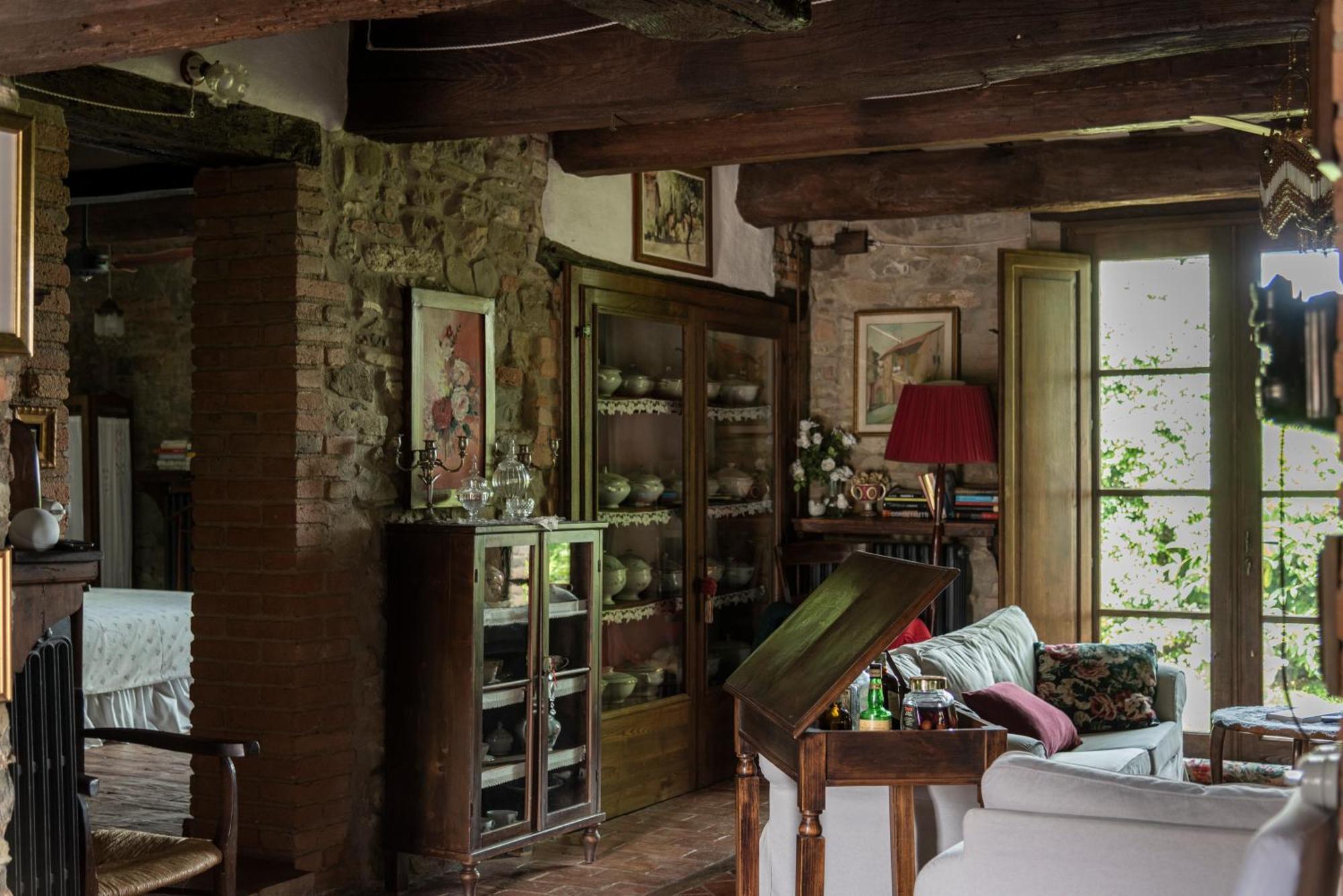 Maison d'hôtes Cascina La Buca à Castello di Serravalle Extérieur photo