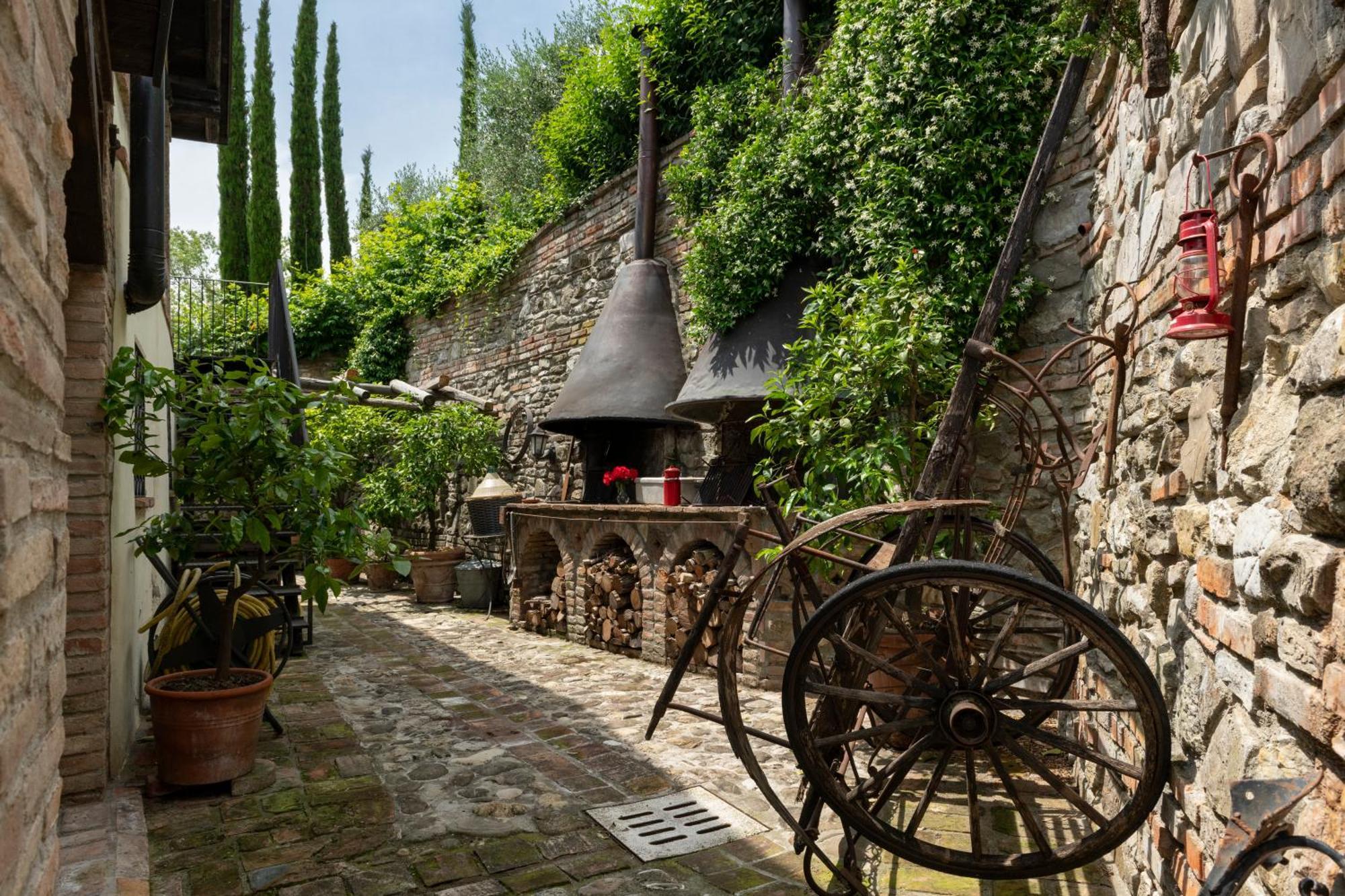 Maison d'hôtes Cascina La Buca à Castello di Serravalle Extérieur photo